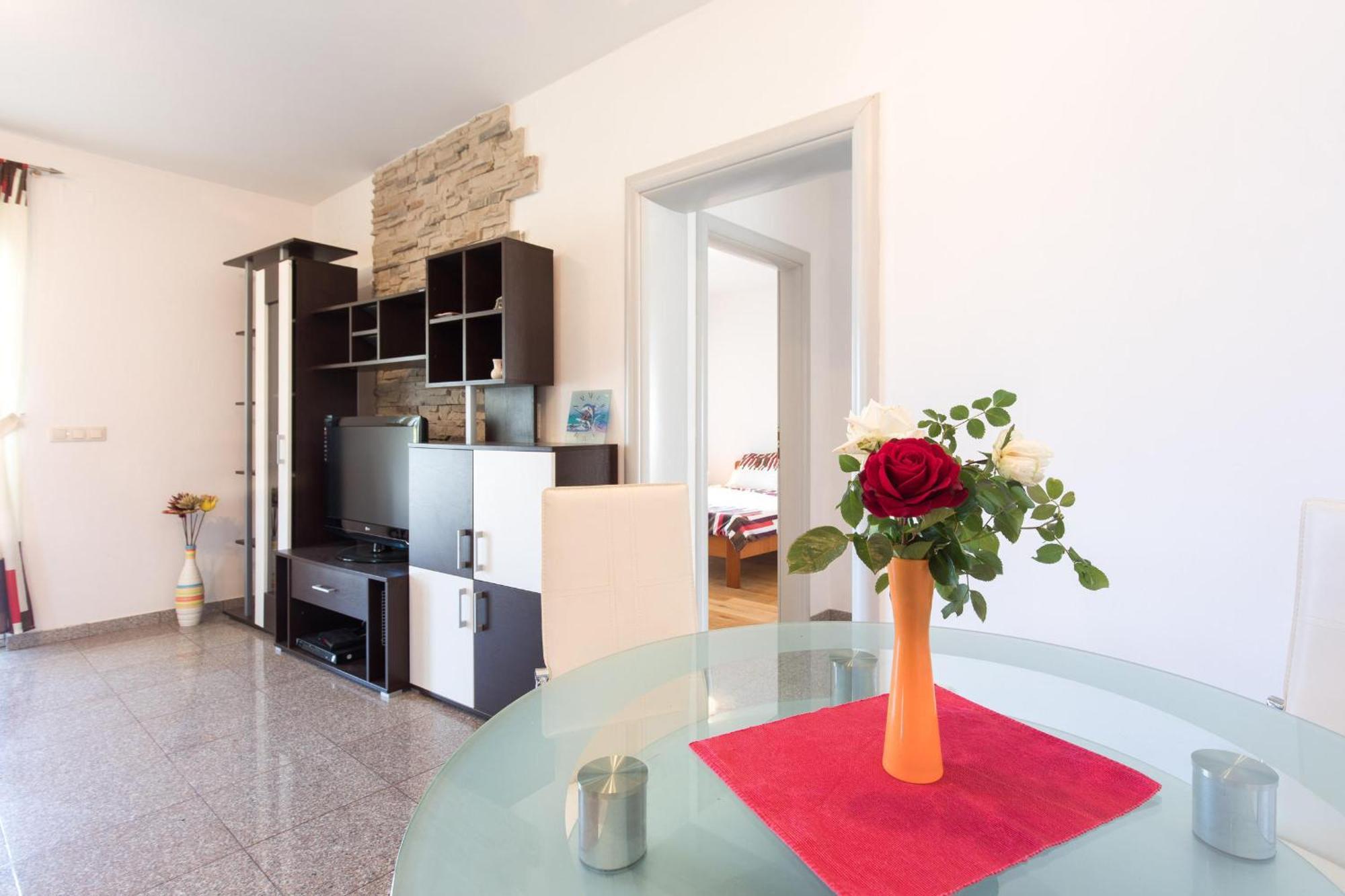 Holiday Home Ore Malinska Esterno foto