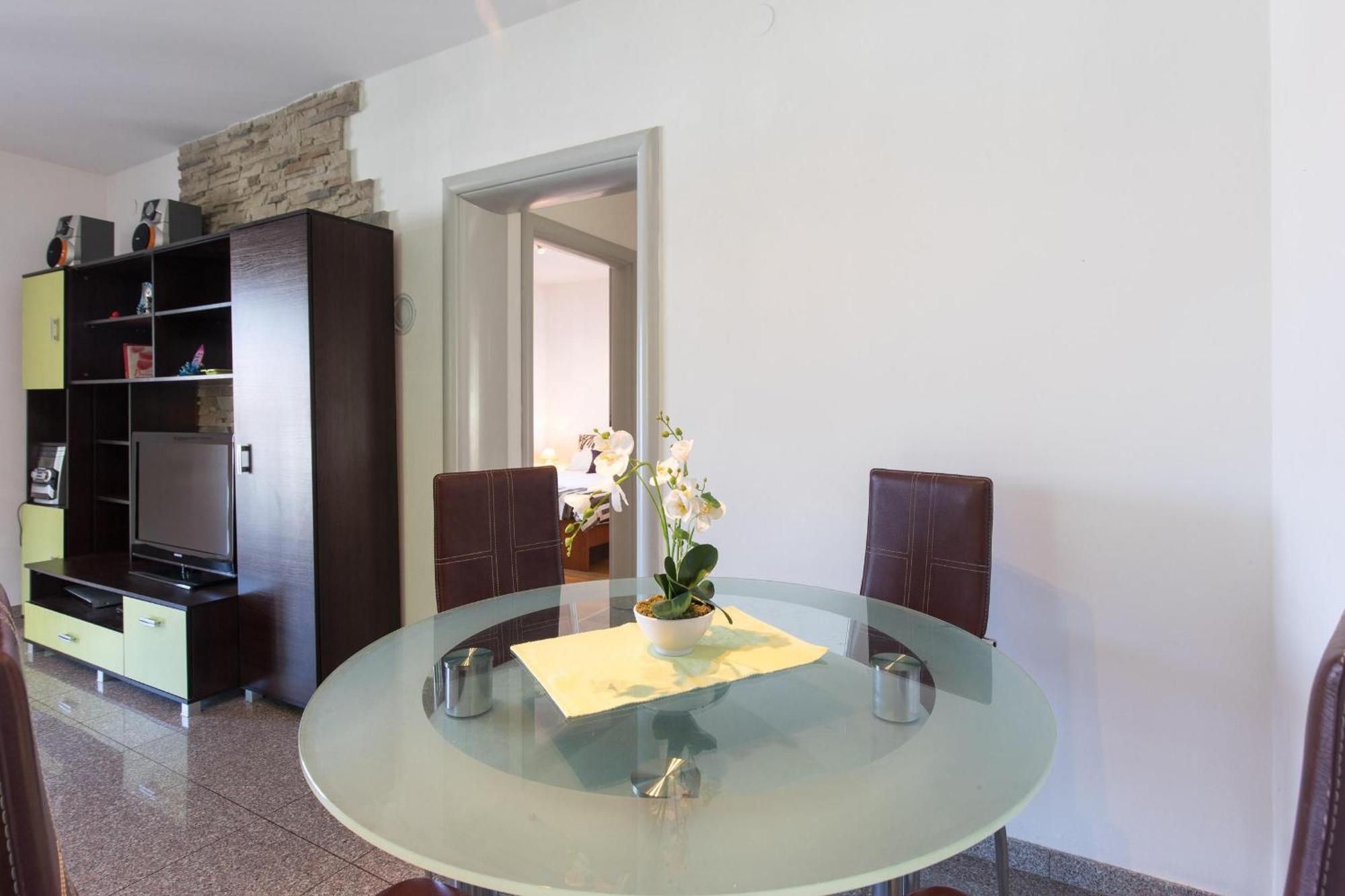 Holiday Home Ore Malinska Esterno foto