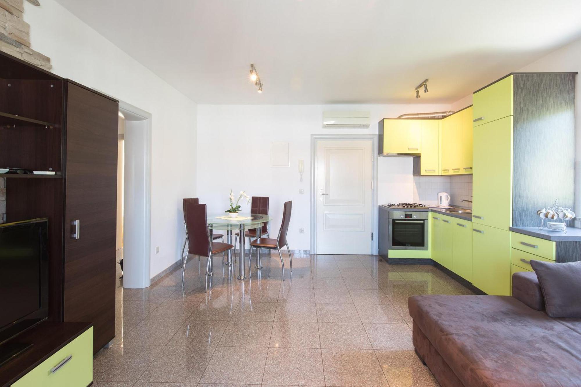 Holiday Home Ore Malinska Esterno foto
